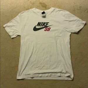 Nike tee
